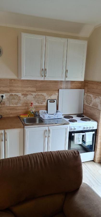 Apartman Nina2 ริซาน ภายนอก รูปภาพ