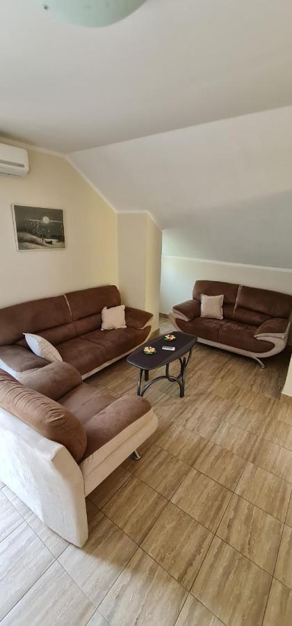 Apartman Nina2 ริซาน ภายนอก รูปภาพ