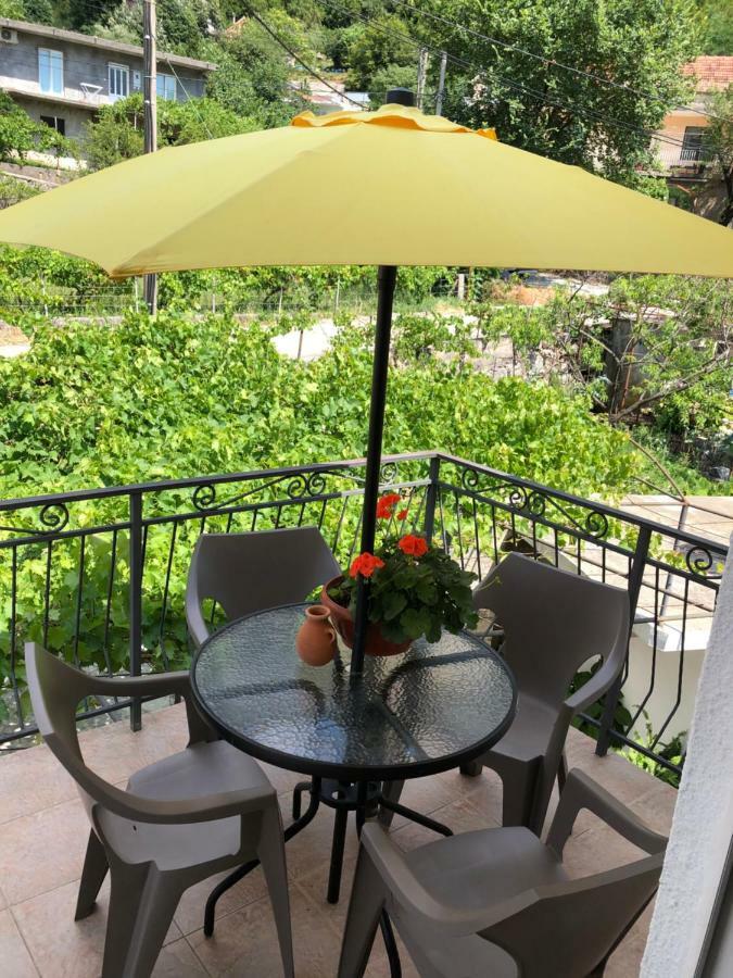 Apartman Nina2 ริซาน ภายนอก รูปภาพ